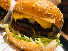 -The Habit Burger Grill 哈比特汉堡(复兴soho店)