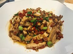 五花肉炒香干-小隐院子·庭院餐厅(大学城后湖店)