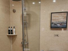 -优逸酒店(柳州窑埠古镇万象城店)