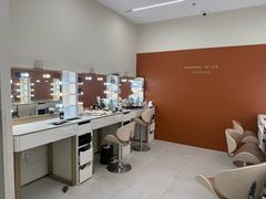 -HIMO海马体照相馆(上海华润CP静安店)