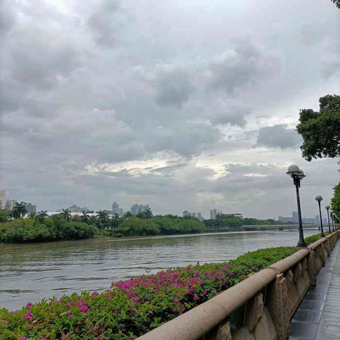 接受公众投票啦～  入围的十个名字为(排名不分先后):海心桥,海琴桥