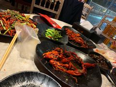 -沪小胖小龙虾(淮海中路旗舰店)