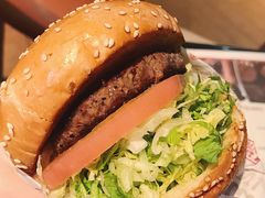 -The Habit Burger Grill 哈比特汉堡(复兴soho店)