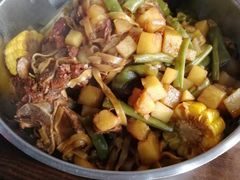 -内蒙焖面大盆骨餐馆(山大路店)