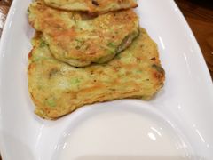 西葫芦饼配酸奶-TUK土耳其餐厅·下午茶(卢湾店)