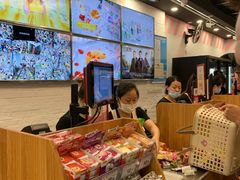 -老婆大人量贩零食连锁(萧山临浦店)