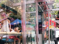 门面-DQ·蛋糕·冰淇淋(大宁国际商业广场店)