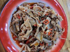 -老三样·美食研究中心(世贸路店)