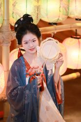 -支流映画摄影·汉服妆造跟拍(本宫来了银泰店)