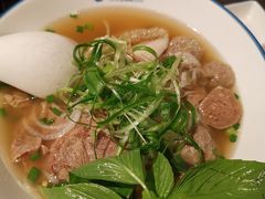 -美奈小馆·越南料理(中航城君尚购物中心店)