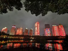 -万绿园