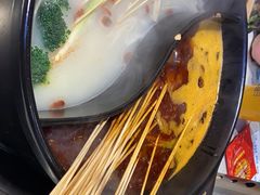 小郡肝串串-钢管厂歆瑞源油卤串串香(春熙路太古里店)