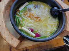 -桥香园过桥米线(国贸店)