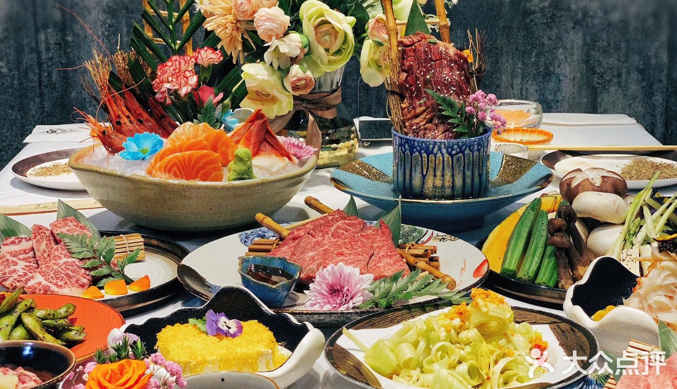 上江街上的硬核烧肉店/谁能拒绝日式烧肉天花板