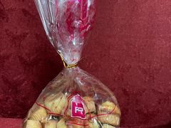 -红房子西点(汇联商厦天钥桥路店)