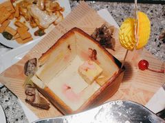 -里岛烤鱼(东港凯虹广场店)