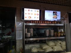 -红鼻子桂林米粉(金唐新光界店)