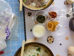 -肇兴特色牛肉粉