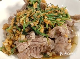 牛𦟌是当时家里知道喜欢吃，小姨订了好些小黄牛肉寄来