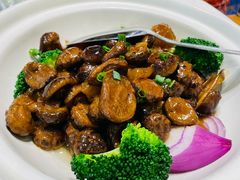 -黄泥岗·地道湖北菜(奥特莱斯店)