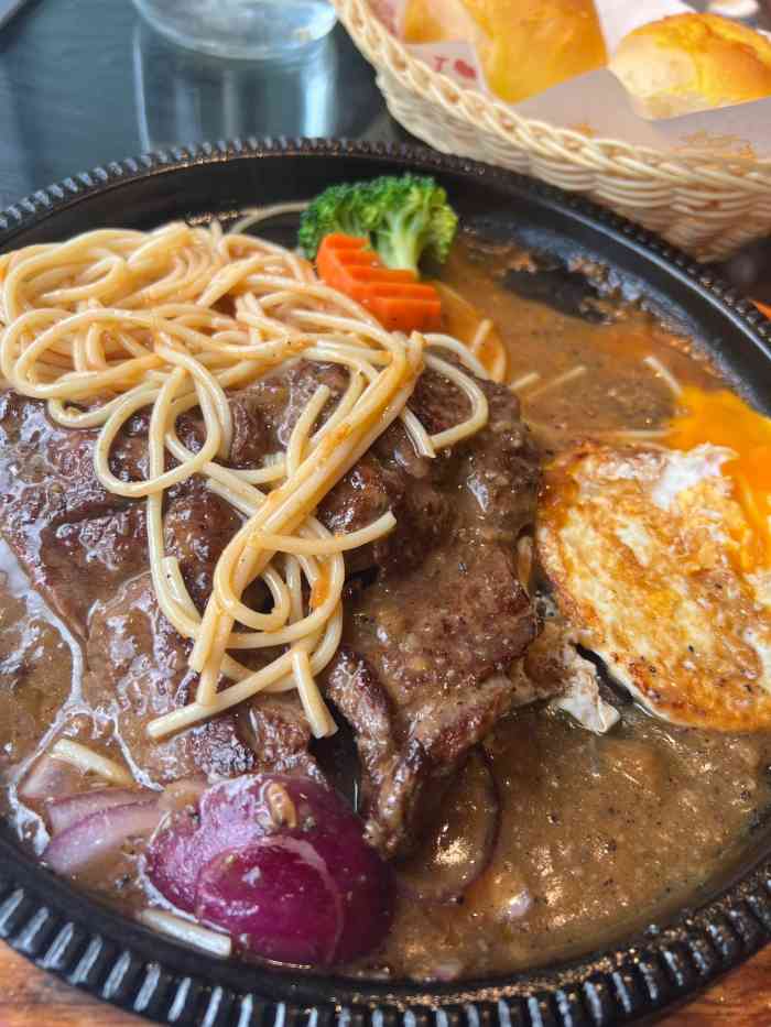 红屋牛排(闽江路店)-"可能是最后一次来了完全没有以前来吃的那.