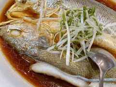 -老船夫婚宴婚庆会馆(延吉路店)
