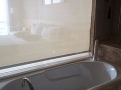 -昆山皇冠国际会展酒店