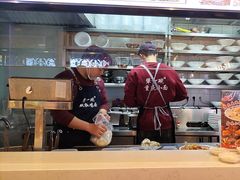 -犟一碗双椒鸡面(得意世界店)