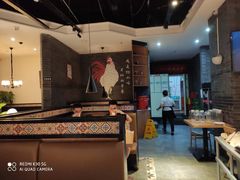 大堂-李子坝梁山鸡(北碚万达五鸡哥店)
