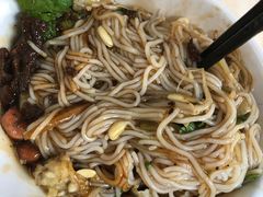 -罗家杏传统特色海南粉(人民西路总店)