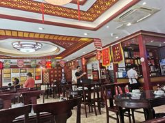 大堂-邢家锅贴老店·非遗·开封菜(金明广场店)