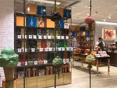 -VENCHI 闻绮(北京国贸商城店)