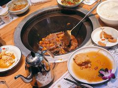 -山河屯铁锅炖·非遗东北菜(南山店)