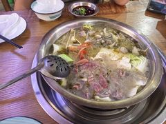 -泸州酸菜豆花火锅川师店