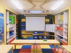 -童程童美信奥赛科技特长·乐高编程科创机器人(万达银盆岭校区)