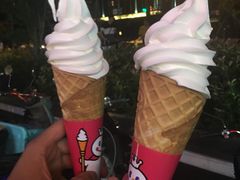 摩天脆脆筒-蜜雪冰城(浙江大学店)