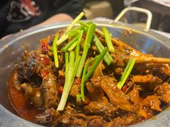 网红稻田黑鸭煲-耙吉吉川味小酒馆(本地人回头店)