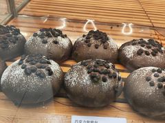 巧克力软欧包-面包新语(融创茂店)