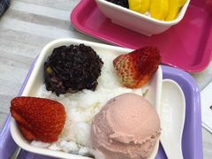 -满记甜品(日月光二店)