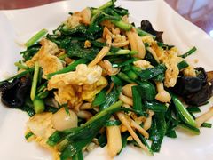 -鑫渔港海鲜本地菜·山海关浑锅(东戴河店)