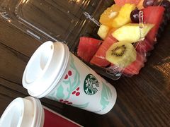 -星巴克臻选(盐城金鹰聚龙湖店)