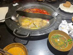 -宽板凳老灶火锅(簋街店)