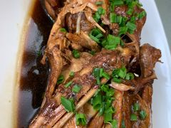 -新天明砂锅鱼头煲