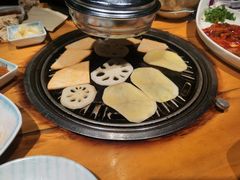 -唯成•韩国炭火烤肉 유성고기