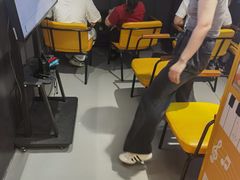-不可思议减压馆·解压博物馆·摔碗发泄·团建定制