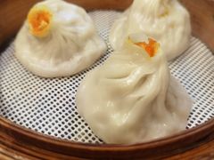 招牌蟹黄小笼包-花悦豆香