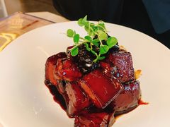 陈年花雕红烧肉-麻六记(新天地店)