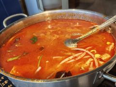 带皮牛肉酸汤火锅-泉味道贵州厨房(三里河店)