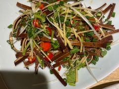 -嫩芽 ·地道重庆菜(十八梯露台夜景店)