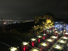 -草山夜未眠景观餐厅
